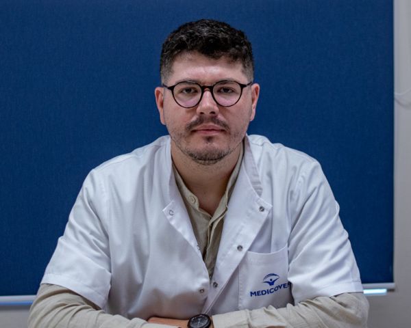 Dr. Valentin Holbea Dr. Valentin Holbea