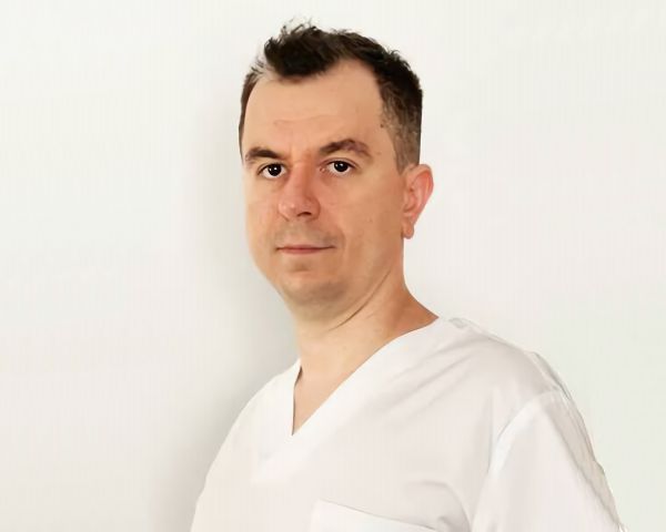 Dr. Andrei Lungu