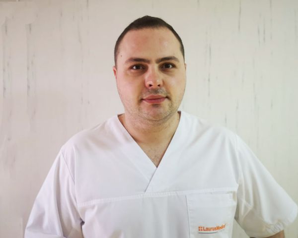 Dr. Razvan Bobeica