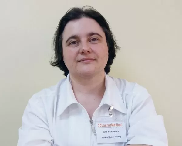 Dr. Iulia Enachescu